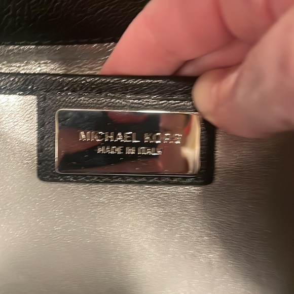 Michael kors snakeskin clutch - Picture 8 of 10